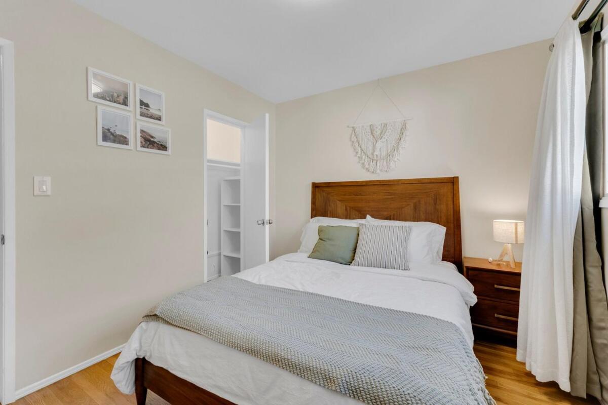 Beautifully Remodeled 2bed1bath Location 15 Min To Apartment *
